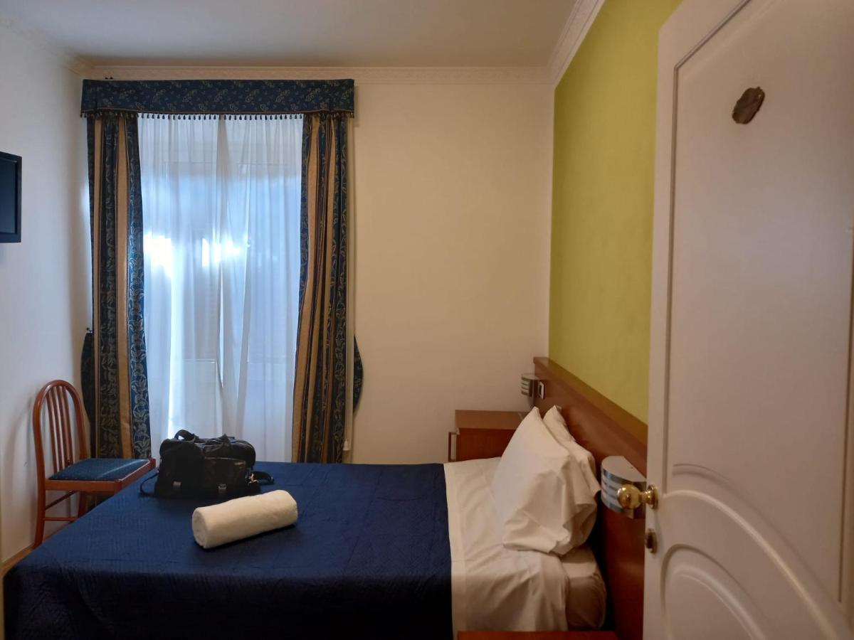 La Casa Dell'Arte Hotel Rome Exterior photo
