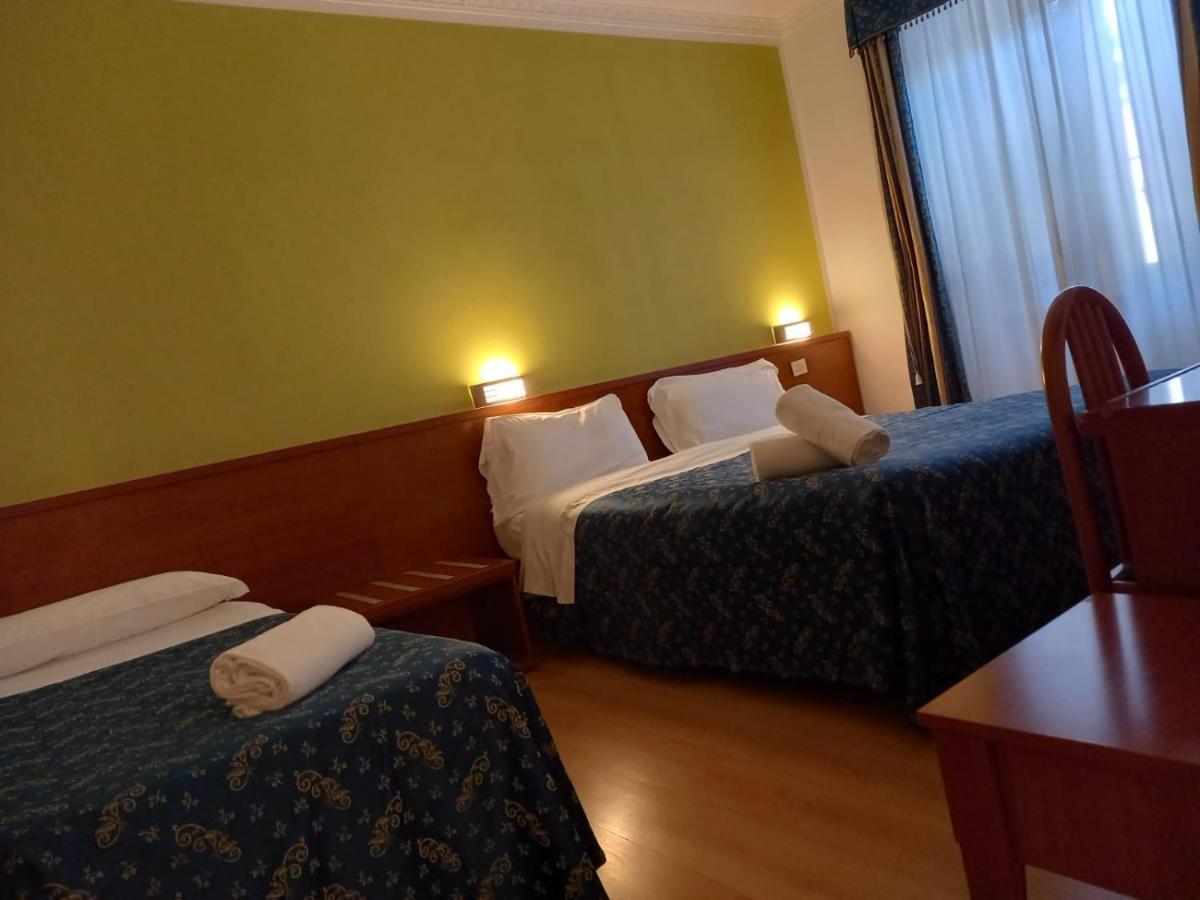 La Casa Dell'Arte Hotel Rome Exterior photo
